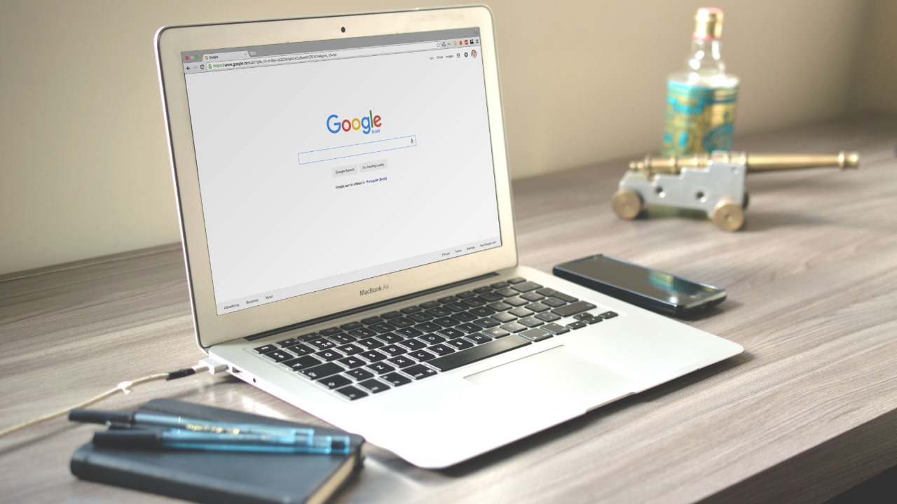 Marketing Digital à Toulon : Le Guide Complet SEO, SEA, Site Web & Réseaux Sociaux | Telo